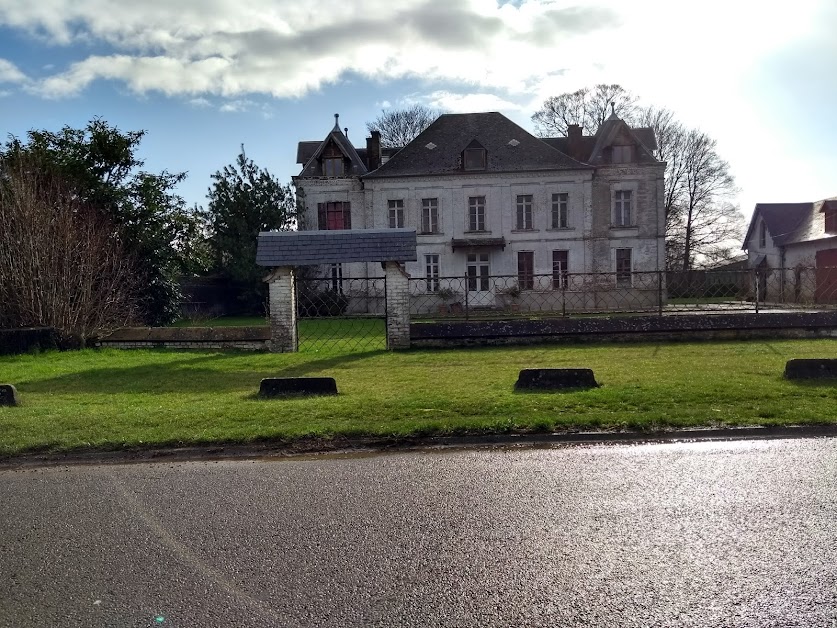 Longuépée Nicole à Saint-Omer-en-Chaussée