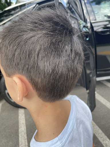 Barber Shop «Larchmont Barber Shop», reviews and photos, 1934 Palmer Ave, Larchmont, NY 10538, USA