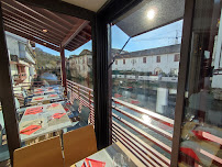 Atmosphère du Restaurant Le Relais de la Nive à Saint-Jean-Pied-de-Port - n°4