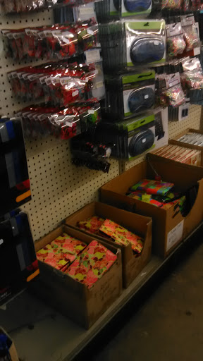 Discount Store «Salvage Discount Store», reviews and photos, 4307 Kernersville Rd, Kernersville, NC 27284, USA