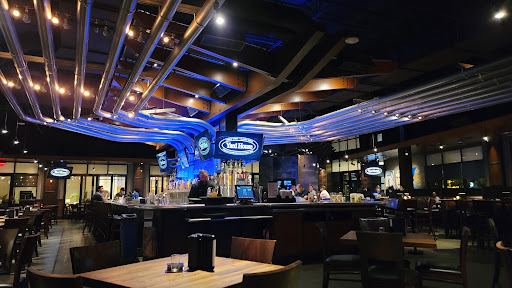 Yard House image