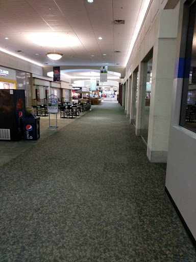 Shopping Mall «Kennedy Mall», reviews and photos, 555 John F Kennedy Rd, Dubuque, IA 52002, USA