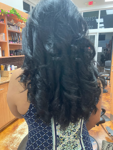 Hair Salon «Hair Market Salon & Store», reviews and photos, 12160 S Shore Blvd, Wellington, FL 33414, USA