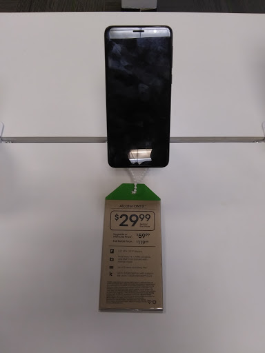 Cell Phone Store «Cricket Wireless Authorized Retailer», reviews and photos, 6210 Glenway Ave, Cincinnati, OH 45211, USA