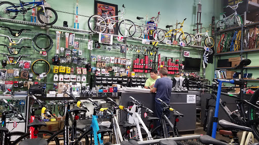 Bicycle shops and workshops in Honolulu