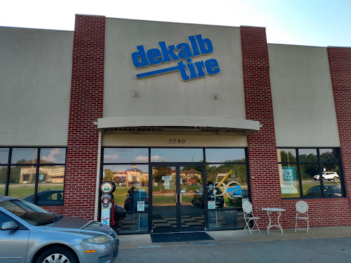 Car Repair and Maintenance «Dekalb Tire & Automotive Service», reviews and photos, 2240 Peachtree Pkwy, Cumming, GA 30041, USA