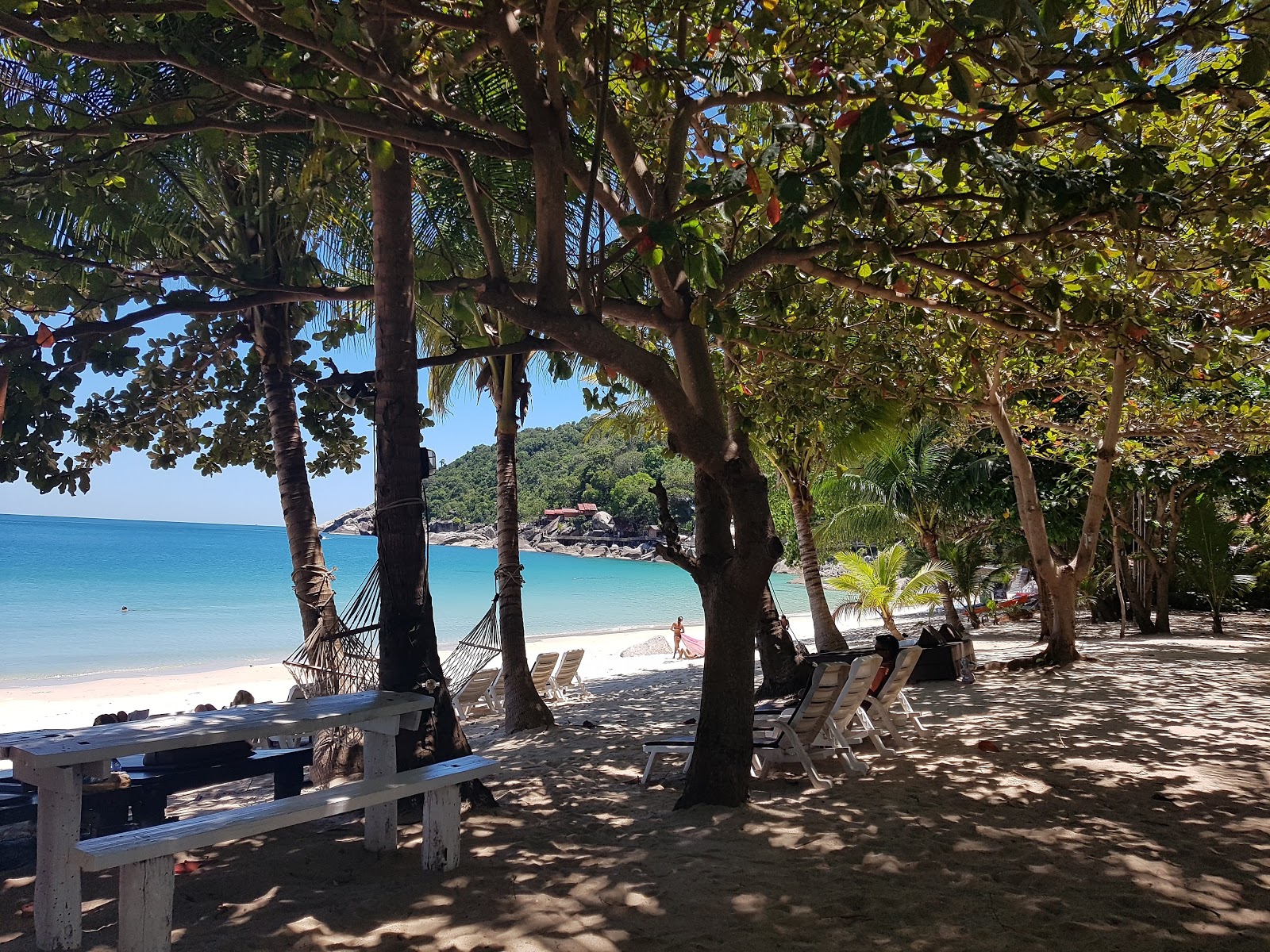 Pariya Beach'in fotoğrafı uçurumlarla desteklenmiş