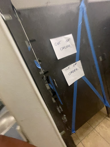 Bowling Alley «Holiday Bowling Center & Sports Bar», reviews and photos, 106 E Pembroke Rd, Hallandale Beach, FL 33009, USA