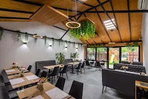 Cafe Omnia | Cafe & Event Space Murrumbeena image