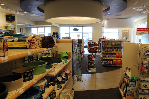 Animals «Petz Place Dog Food, Pet Supplies Store and Grooming», reviews and photos, 890 N Estrella Pkwy #100, Goodyear, AZ 85338, USA