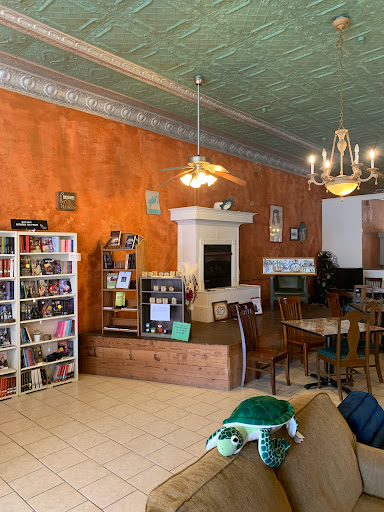 Turtle in the Way cafe