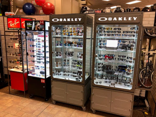 Sporting Goods Store «SCHEELS», reviews and photos, 505 Center Ave, Moorhead, MN 56560, USA