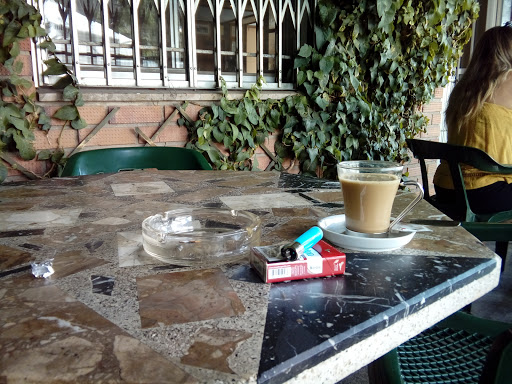 Restaurante Delfi en Cañaveral