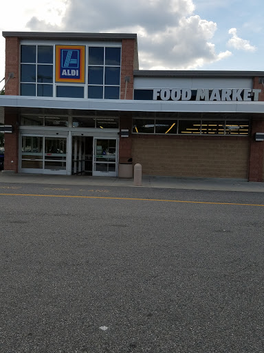 Supermarket «ALDI», reviews and photos, 333 Ave K SW, Winter Haven, FL 33880, USA