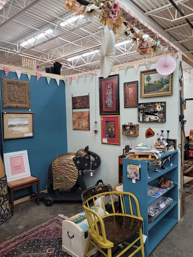 Refined Roost Mercantile