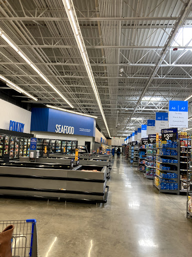 Department Store «Walmart Supercenter», reviews and photos, 7235 Market Pl Dr, Aurora, OH 44202, USA