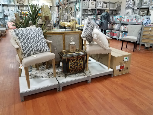 Shopping Mall «Smith Haven Mall», reviews and photos, 313 Smith Haven Mall, Lake Grove, NY 11755, USA