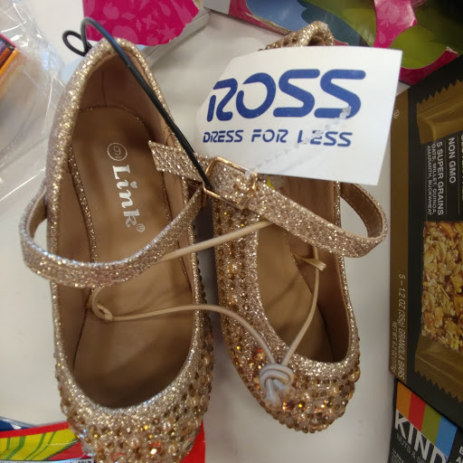 Clothing Store «Ross Dress for Less», reviews and photos, 7156 Plaza Center Dr, West Jordan, UT 84084, USA