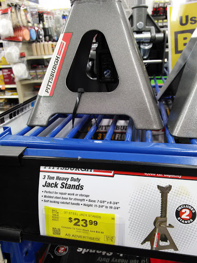 Hardware Store «Harbor Freight Tools», reviews and photos, 2418 Commercial Way, Spring Hill, FL 34606, USA