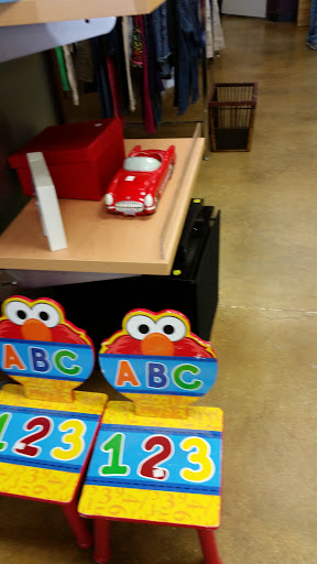 Thrift Store «ACO Resale Shop», reviews and photos, 801 E Main St, Allen, TX 75002, USA