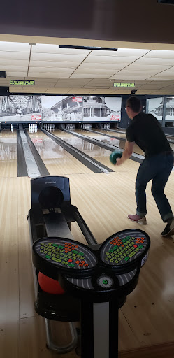 Bowling Alley «Stadium Lanes Bowling Center», reviews and photos, 2105 Knickerbocker Rd, San Angelo, TX 76904, USA