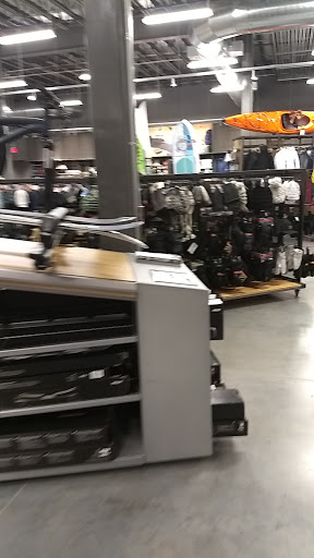 Outdoor Sports Store «REI», reviews and photos, 161 Town Square Pl, King of Prussia, PA 19406, USA