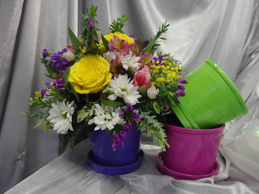 Florist «Flowers by Nancy, too!», reviews and photos, 1208 Ranch Rd 620 S, Lakeway, TX 78734, USA