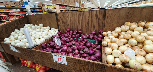 Shopping Mall «Carrollton Shopping Center», reviews and photos, 8474 Annapolis Rd, New Carrollton, MD 20784, USA