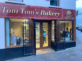 Tom Toms Bakery