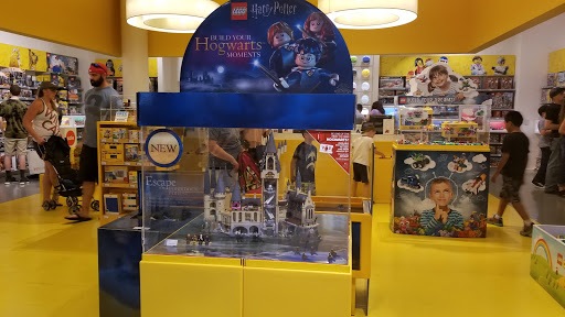 Shopping Mall «Arrowhead Towne Center», reviews and photos, 7700 W Arrowhead Towne Center, Glendale, AZ 85308, USA