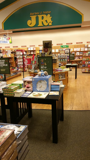 Book Store «Barnes & Noble Booksellers Crabtree Mall», reviews and photos, 4325 Glenwood Ave, Raleigh, NC 27612, USA