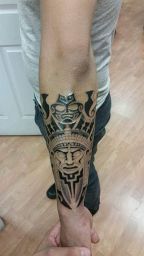 Tattoo Shop «Head 2 Toe Tattoos», reviews and photos, 3008 W Lawrence Ave, Chicago, IL 60625, USA