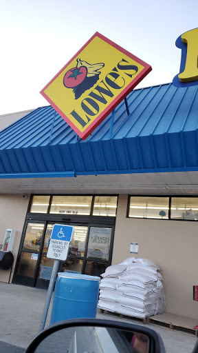 Hardware Store «Lowes Family Center #151», reviews and photos, 9014 TX-16, Poteet, TX 78065, USA