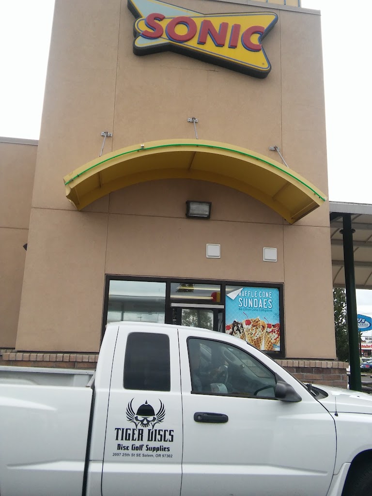 Sonic DriveIn Salem, OR 97317 Menu, Hours, Reviews and Contact