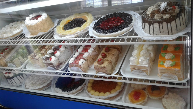 Pasteleria y Panadería Daniella - Chillán