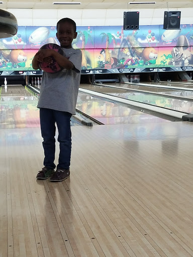 Sports Bar «Super Bowling Lanes and Sports Bar», reviews and photos, 4416 Pinson Valley Pkwy, Birmingham, AL 35215, USA