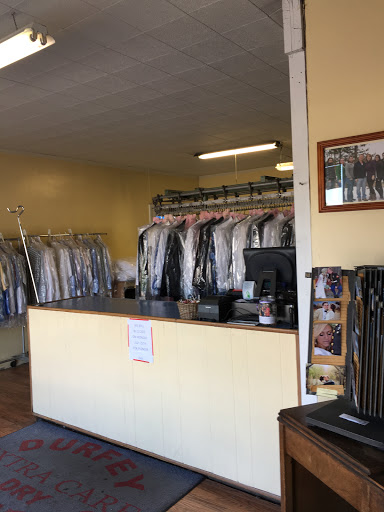 Dry Cleaner «Durfey Extra Care Dry Cleaners», reviews and photos, 325 S Main St, Pleasant Grove, UT 84062, USA