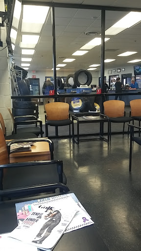 Tire Shop «Tireman Auto Service Centers», reviews and photos, 532 Illinois Ave, Maumee, OH 43537, USA