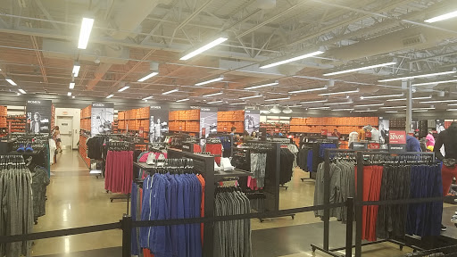 Clothing Store «Nike Factory Store», reviews and photos, 4401 N Interstate Hwy 35 #399, Round Rock, TX 78664, USA