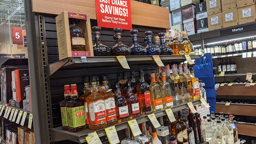 Wine Store «Total Wine & More», reviews and photos, 510 Lake Dr, Chanhassen, MN 55317, USA