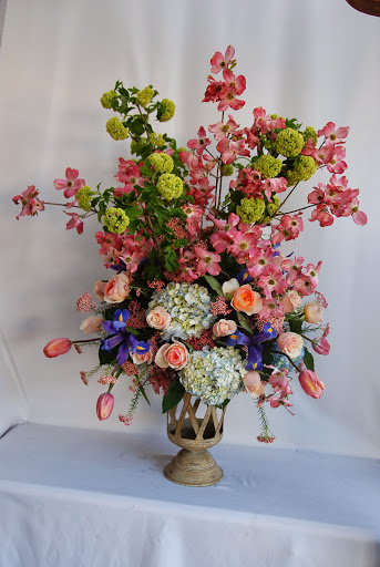 Crescenta Valley Flowers image