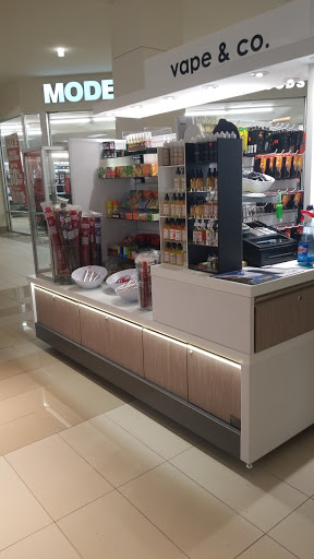 Vaporizer Store «Arlington Vape Tobacco & Hookah», reviews and photos, 1201 S Hayes St, Arlington, VA 22202, USA