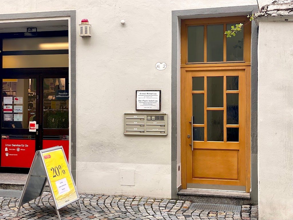 Dr. med. Michael Ley