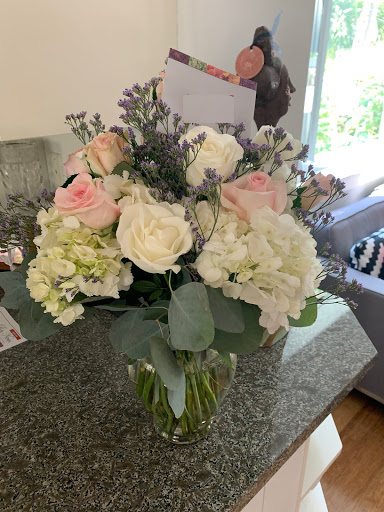 Florist «La Fleur Florals and Events», reviews and photos, 2047 Wilton Dr, Wilton Manors, FL 33305, USA