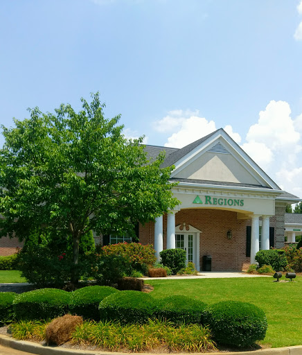 Regions Bank, 1650 Cumberland Pkwy SE, Smyrna, GA 30080, Bank
