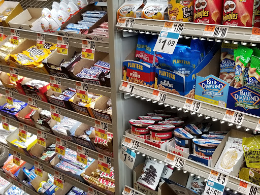 Grocery Store «Super Stop & Shop», reviews and photos, 1095 Kennedy Rd #619, Windsor, CT 06095, USA