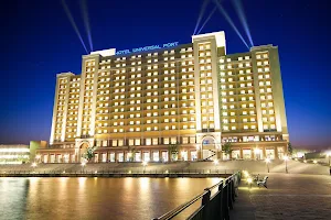 Hotel Universal Port image