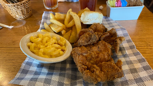 American Restaurant «Cracker Barrel Old Country Store», reviews and photos, 675 Buford Hwy, Cumming, GA 30040, USA