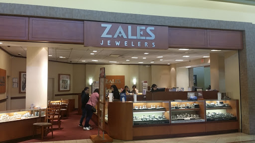 Jewelry Store «Zales - The Diamond Store», reviews and photos, 107 Serramonte Center, Daly City, CA 94015, USA
