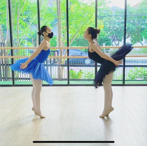 Adult ballet classes Bangkok